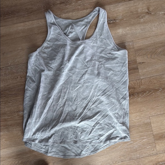 Lululemon camo tank - Picture 1 of 4